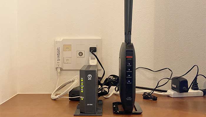 ONUと無線ルーターを接続すればインターネット(Wi-Fi)が使えるようになる